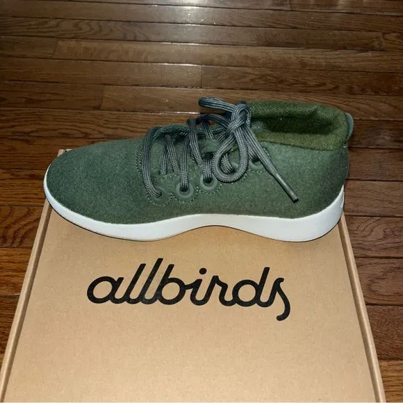NEW Allbirds Merino Wool Runner Up Mizzle Sneakers Green Women's Size 5