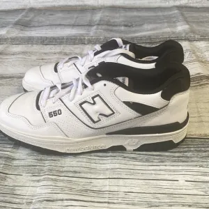 New Balance 550 Men’s White and Black Sneakers Classic Design Sz 8.5