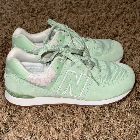New Balance 574 Big Kid's Shoes Green-White GC574WK1 Avocado Gum Size 4