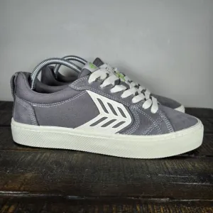 NEW Cariuma Catiba Pro Womens Size 9.5 Mens 8 Canvas Shoes Sneaker Gray White