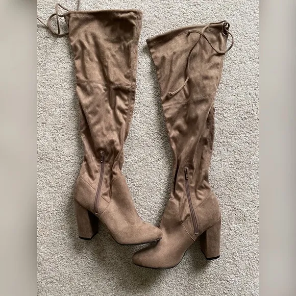 New Faryl Robin  Sofia Vegan Suede Knee-High Boots