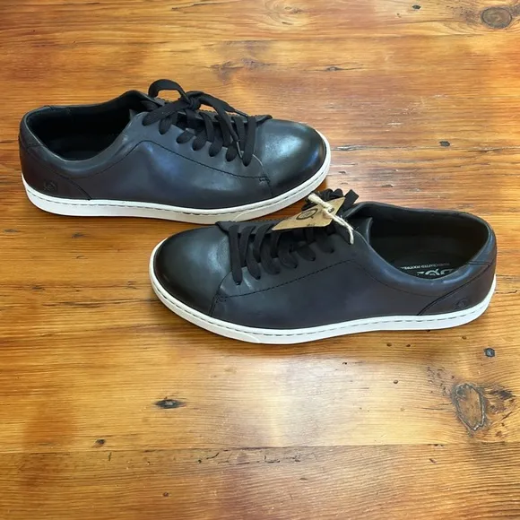 New in Box Born Allegheny II leather sneakers men’s sz 10.5 black white casual