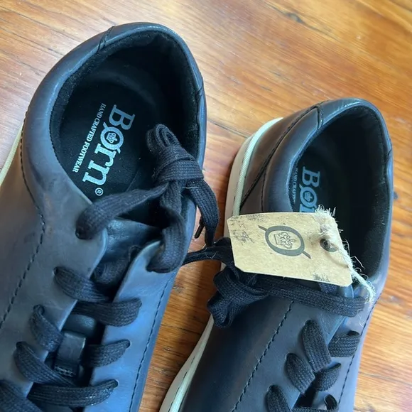 New in Box Born Allegheny II leather sneakers men’s sz 10.5 black white casual
