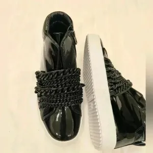 New Kendall   Kylie size 8.5 black shoes