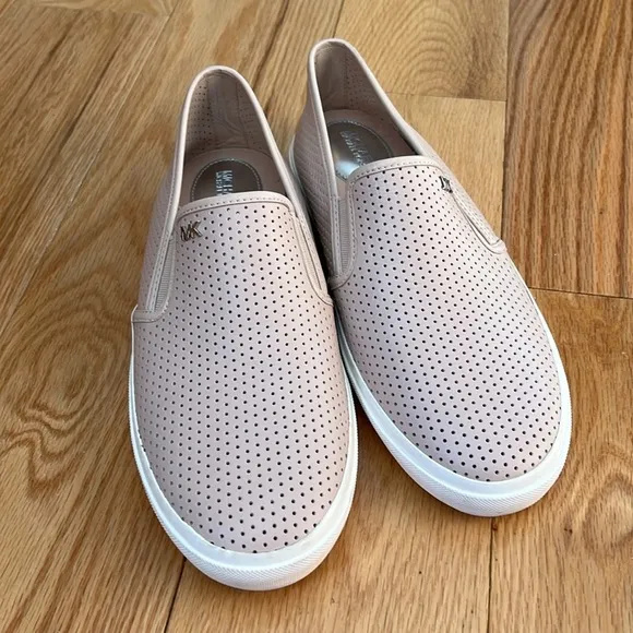 New Michael Kors Soft Pink 9.5 Boerum Double Gore Lasered Leather slip on shoes