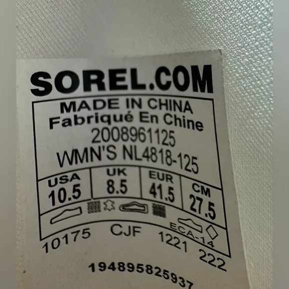 NEW Sorel Women's  Size 10.5 Explorer Defy Mid Sneaker in Sea Salt, Sea Sprite