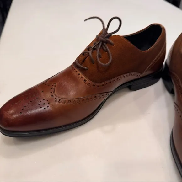 NEW STACY ADAMS Men’s Wingtip Oxfords Shoes Brown Leather Size 10 M