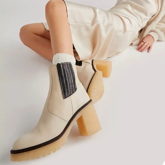 NIB $188 Free People James Chelsea White Boots 39.5 fits USA 9 or 9.5 Chunky NWT