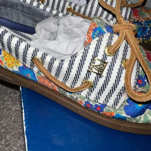 NIB Sperry Top-Sider A/O 2 Eye Original Blue Liberty Floral Stripe Boat Shoes 10