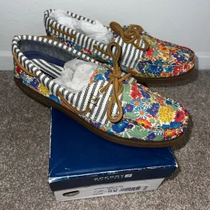 NIB Sperry Top-Sider A/O 2 Eye Original Blue Liberty Floral Stripe Boat Shoes 10