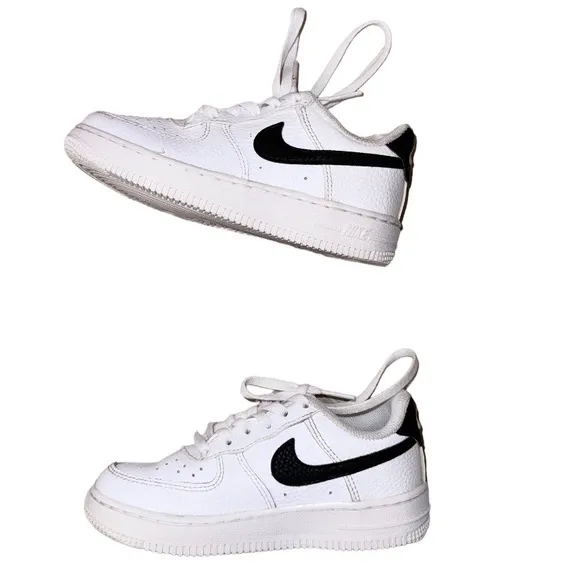 NIKE Air Force 1 all leather tennis shoes sneakers boys size 11.5
