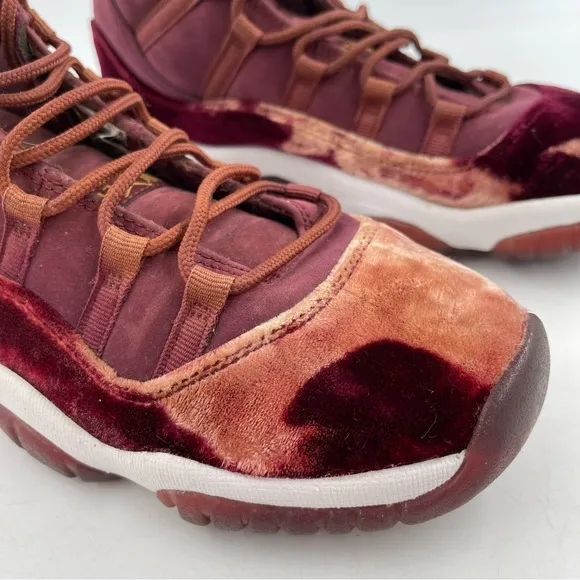 🥾Nike Air Jordan 11 XI Retro GS Heiress Red Velvet Night Maroon Gold Shoes