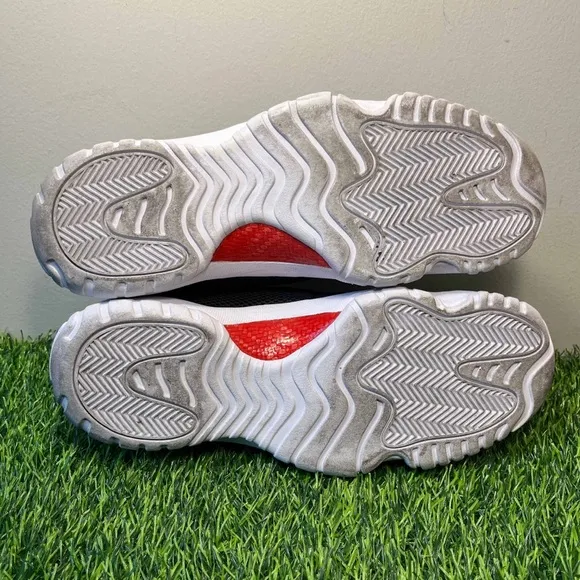 Nike Air Jordan Future Low Black Red White