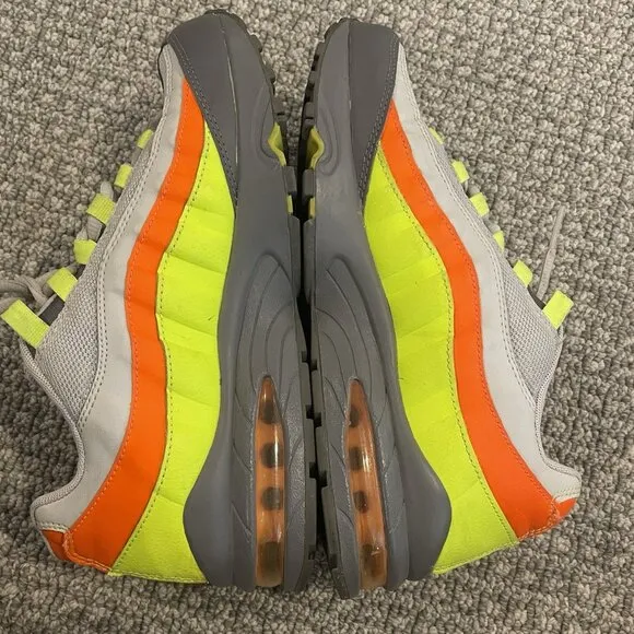 Nike Air Max 95 Sneakers Size 7Y GS Vast Gray Orange Volt Youth Shoes