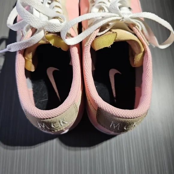 Nike Blazer Low '77 By You Custom Shoes Sneakers Pink &amp; Tan Flowers Women's Sz 8