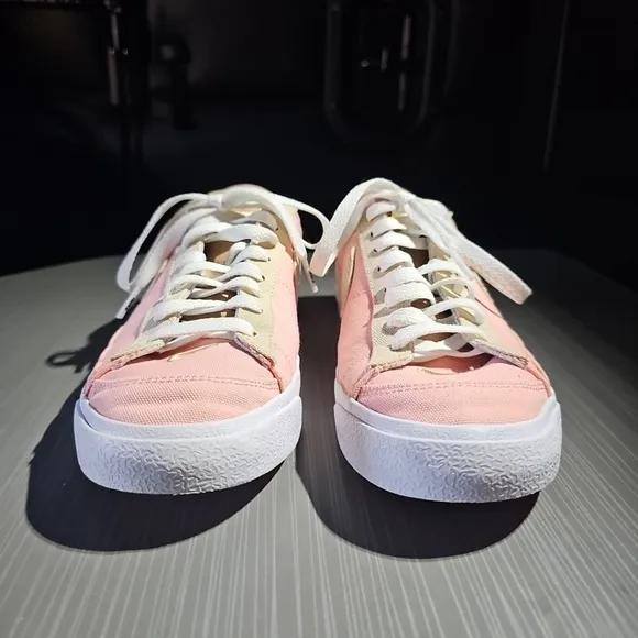 Nike Blazer Low '77 By You Custom Shoes Sneakers Pink &amp; Tan Flowers Women's Sz 8