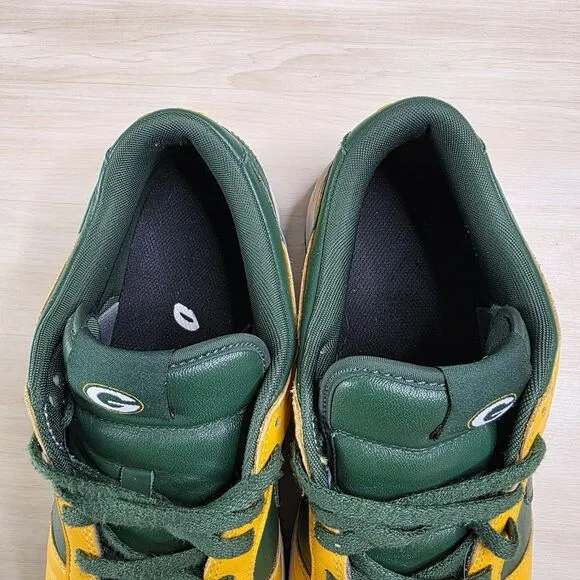 Nike Dunks Low ID Green Bay Packers Men’s 10 Shoes 535081-901 Size 11