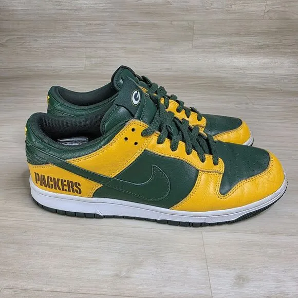 Nike Dunks Low ID Green Bay Packers Men’s 10 Shoes 535081-901 Size 11