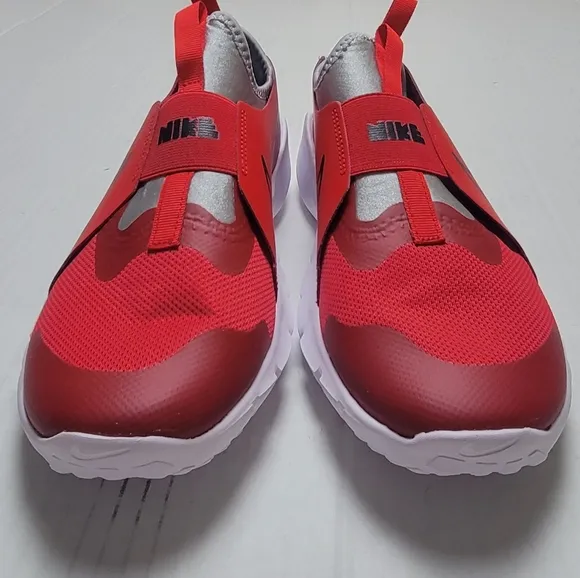 NIKE Flex Runner 2 Sneakers