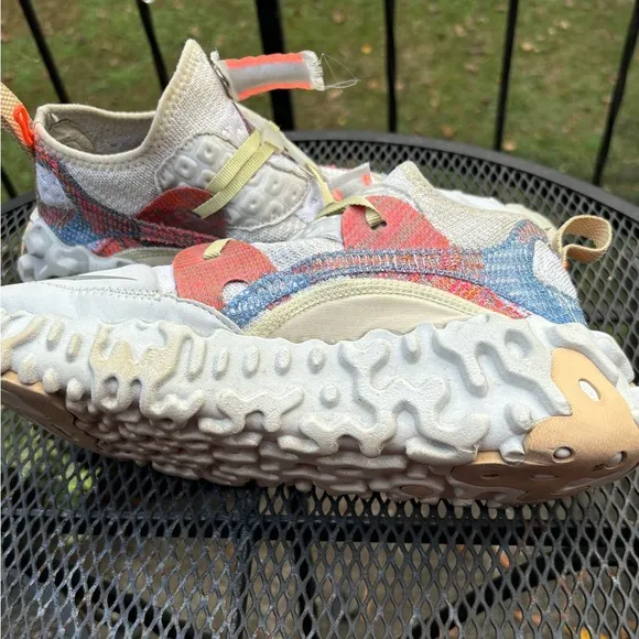 Nike ISPA Over React Fly Knit Light. Recycled Materials US Size 8.5/ EU 42