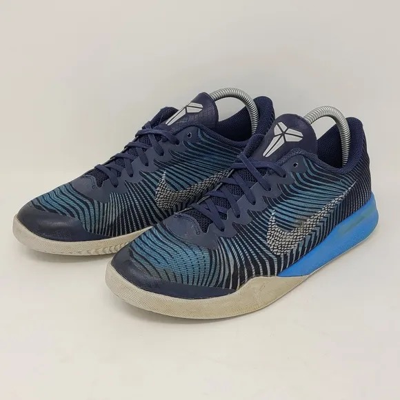 Nike Kobe Mentality II Basketball Shoes 820322 400 Blue size 6.5Y Youth Bryant