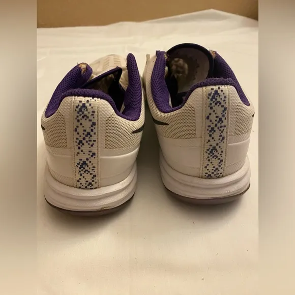 Nike Kobe Mentality White Purple Mens Sz 8 Basketball Shoes 704942-101 No Laces