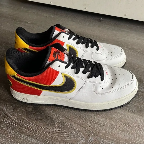 Nike Men's Air Force 1 Low Roswell Raygun Shoes, White/Black-Orange - Size 11.5
