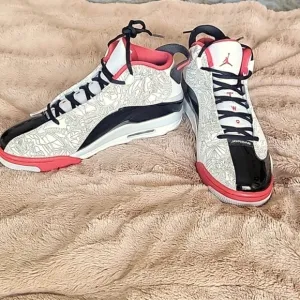 Nike Men's Air Jordan Dub Zero Leather/  Faux White/True Red-Black.  Size 9.5