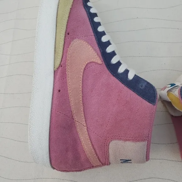 Nike Mens Blazer Mid '77 Desert Berry Suede Shoes Sneakers DC9179-664 Size 8.5