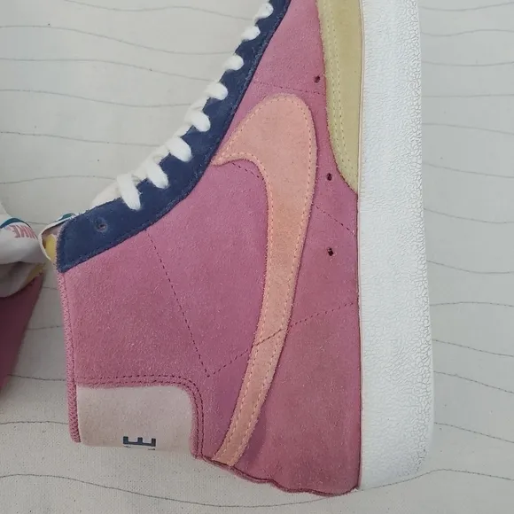 Nike Mens Blazer Mid '77 Desert Berry Suede Shoes Sneakers DC9179-664 Size 8.5