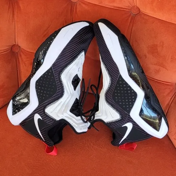 Nike Men's Lebron Soldier XIV 14 Basketball Shoes Size 10