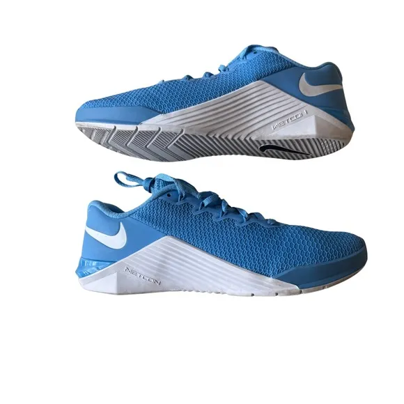 Nike Men’s Metcon 5 Light Blue Athletic Shoes Size 7 Sneakers