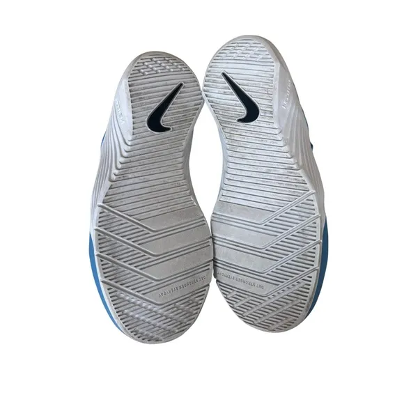 Nike Men’s Metcon 5 Light Blue Athletic Shoes Size 7 Sneakers