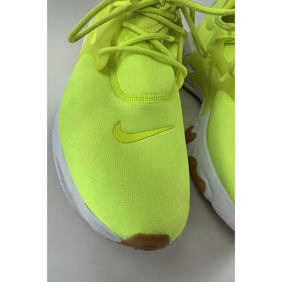 Nike Running Shoes Men's Size 11 React Presto AV2605-702 Neon Yellow Volt White