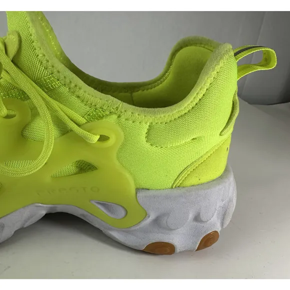 Nike Running Shoes Men's Size 11 React Presto AV2605-702 Neon Yellow Volt White