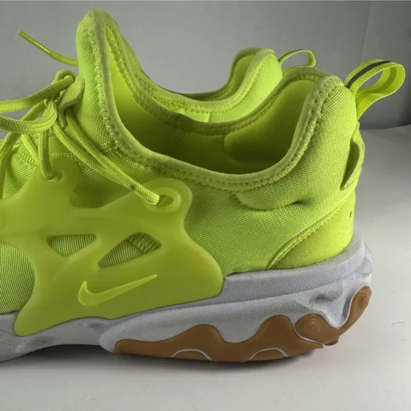 Nike Running Shoes Men's Size 11 React Presto AV2605-702 Neon Yellow Volt White