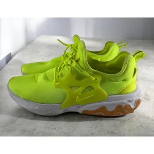 Nike Running Shoes Men's Size 11 React Presto AV2605-702 Neon Yellow Volt White