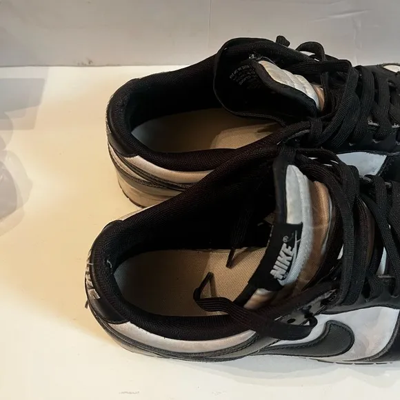Nike SB Dunk Low leather low trainers Sz 9.5 Black White