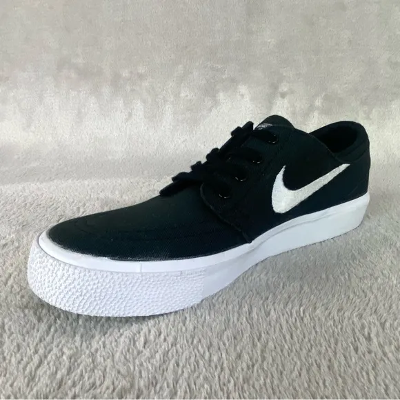 Nike SB Zoom Stefan Janoski Boys Kids Sneakers Shoes Size 7 Y Black Canvas NEW