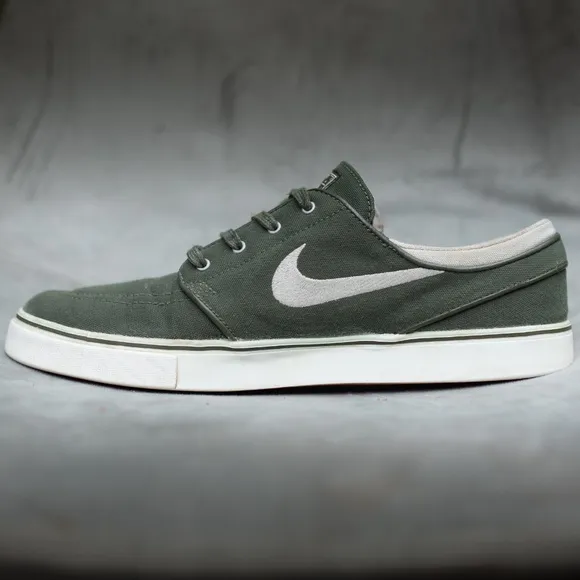 Nike SB Zoom Stefan Janoski Men's 11 Olive Green Skating Canvas Shoes Sneakers