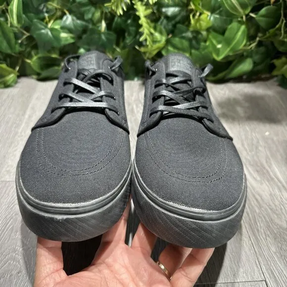 Nike SB Zoom Stefan Janoski Men's Sneakers Shoes Sz  14 Triple Black Canvas Rare