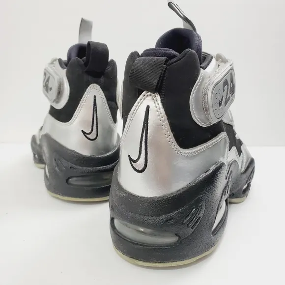 NIKE Shoes AIR GRIFFEY MAX 1 Silver Black Baseball Sneaker