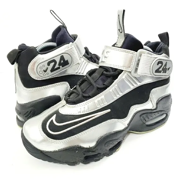 NIKE Shoes AIR GRIFFEY MAX 1 Silver Black Baseball Sneaker