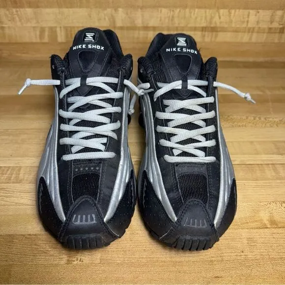 Nike Shox R4 Black Silver Men's Shoes Sneakers Size 9.5 Athletic Running