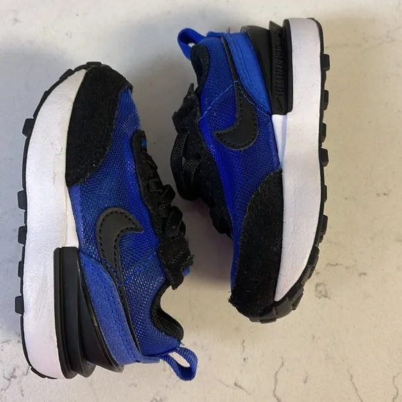 Nike Waffle One Toddler 4C DC0479-400, Worn Once