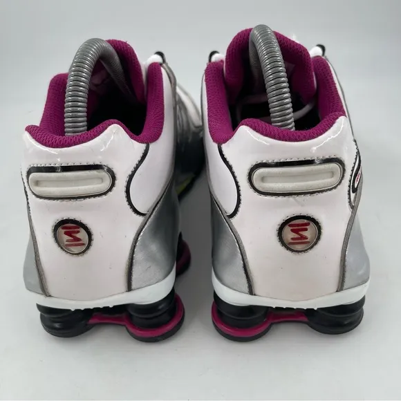 Nike Women’s Shox NZ - Size 8.5 - White Lace-Up Running Shoes SUPER CLEAN!