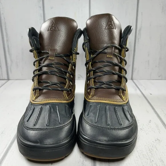 Nike Woodside II ACG &quot;Dark Gold Leaf /Anthracite&quot; Boy's Boot Size 5Y 525872-700