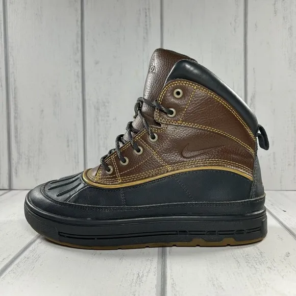 Nike Woodside II ACG &quot;Dark Gold Leaf /Anthracite&quot; Boy's Boot Size 5Y 525872-700