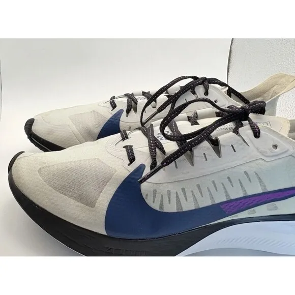 Nike Zoom Gravity Women’s Running Shoes – Size 12 – White/Gray/Black/Purple
