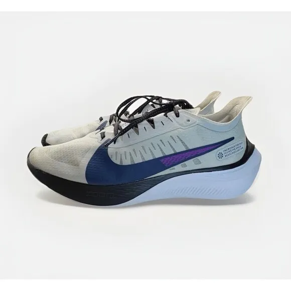 Nike Zoom Gravity Women’s Running Shoes – Size 12 – White/Gray/Black/Purple